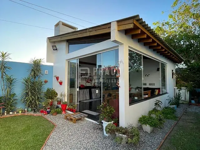 Casa 3 quartos e 3 banheiros, à venda, no bairro Cassino em Rio Grande