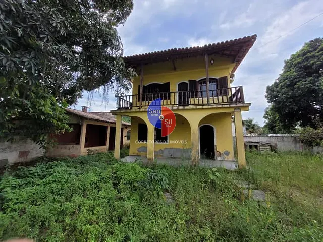 Casa com 720m² 2 quartos e 2 banheiros, à venda, no bairro Praia do Imperador (Praia de Mauá) em Magé