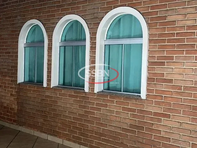 Casa com 200m² 3 quartos e 2 banheiros, à venda, no bairro Núcleo Residencial Mathilde Berzin em Nova Odessa