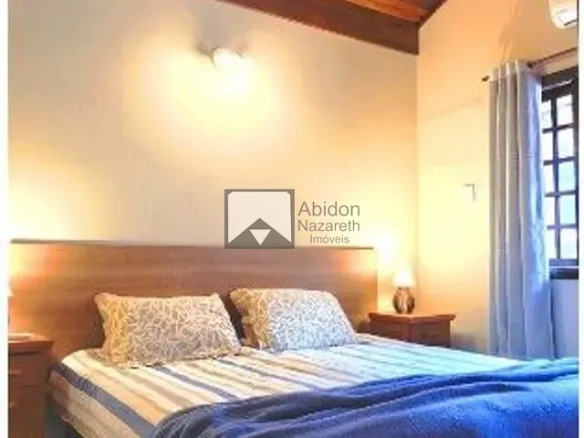 Casa com 490m² 3 quartos e 5 banheiros, à venda, no bairro Camboinhas em Niterói