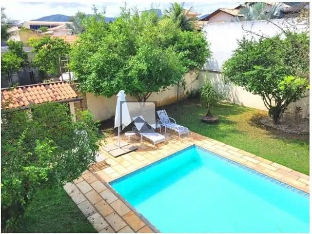 Casa com 490m² 3 quartos e 5 banheiros, à venda, no bairro Camboinhas em Niterói