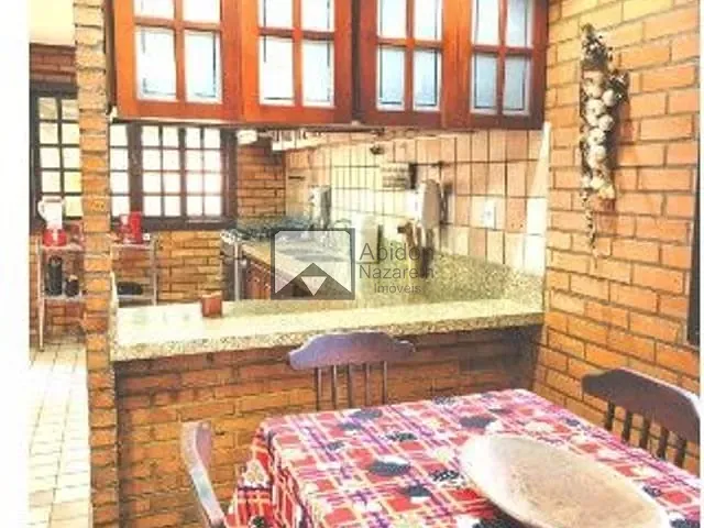 Casa com 490m² 3 quartos e 5 banheiros, à venda, no bairro Camboinhas em Niterói