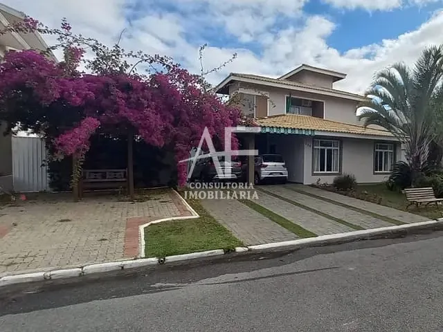 Casa com 500m² 3 quartos e 2 banheiros, à venda ou para alugar, no bairro Jardim Jaragua em Tremembé