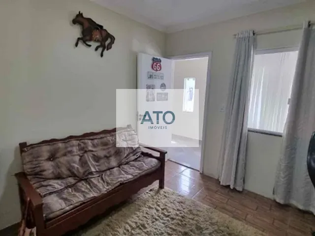Casa com 420m² 2 quartos e 1 banheiro, à venda, no bairro Universitário em Tijucas
