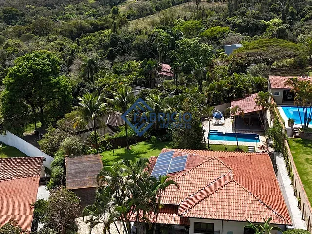 Casa 3 quartos e 3 banheiros, à venda, no bairro Santa Cândida em Vinhedo