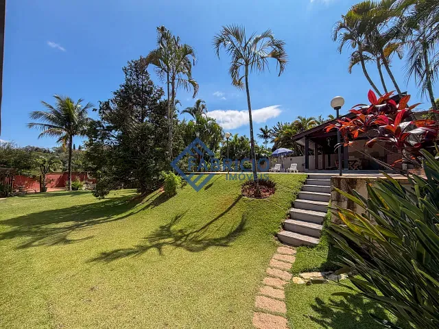 Casa 3 quartos e 3 banheiros, à venda, no bairro Santa Cândida em Vinhedo