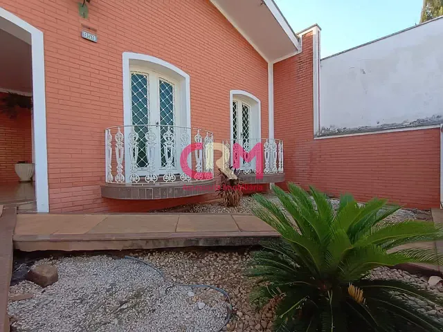 Casa com 391m² 3 quartos e 3 banheiros, à venda, no bairro Centro em Taquaritinga