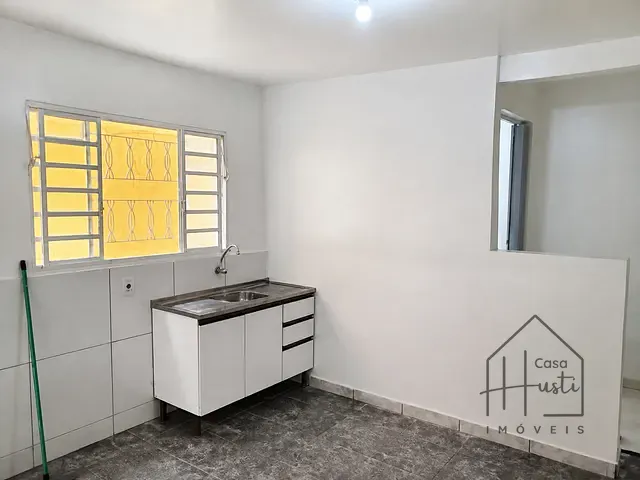 Casa 1 quarto e 1 banheiro, para alugar, no bairro Jardim Araruama em Cotia