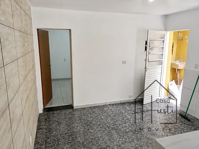 Casa 1 quarto e 1 banheiro, para alugar, no bairro Jardim Araruama em Cotia