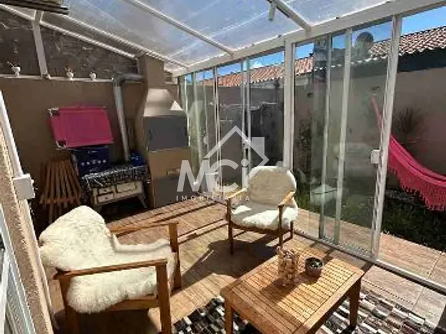 Casa com 80m² 2 quartos e 1 banheiro, à venda, no bairro Três Vendas em Pelotas
