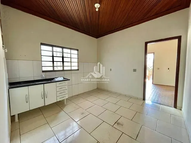 Casa 3 quartos e 1 banheiro, para alugar, no bairro Centro em Pederneiras