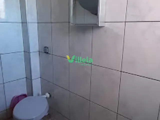 Casa à venda, no bairro Jardim Carolina em Itaquaquecetuba