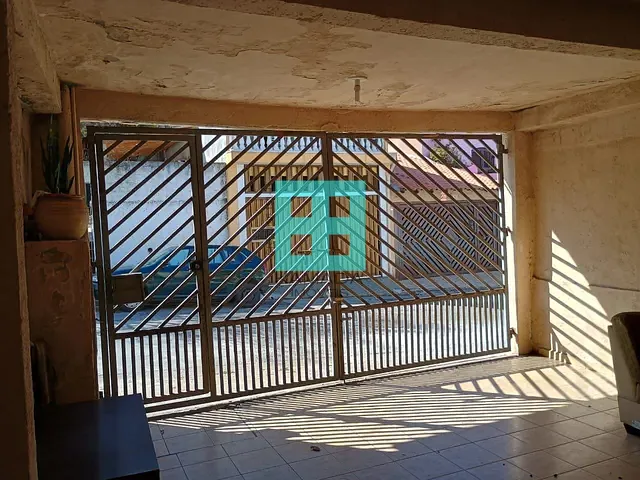Casa com 218m² 2 quartos e 3 banheiros, à venda, no bairro Jardim das Flores em Osasco