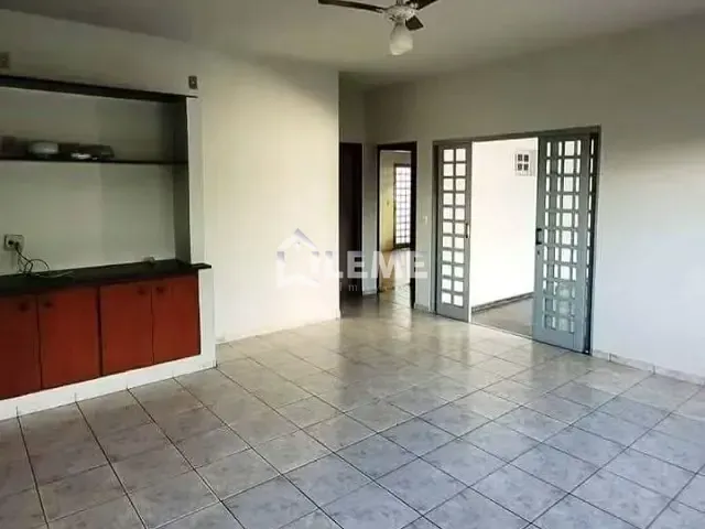 Casa 3 quartos e 2 banheiros, à venda, no bairro Jardim São Luiz em Mococa