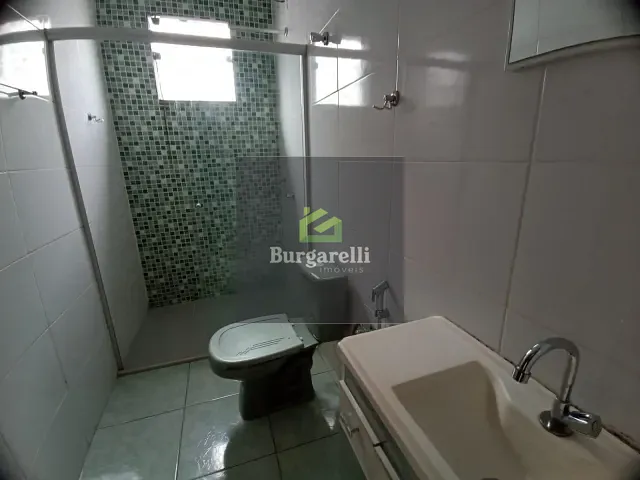 Casa 2 quartos e 1 banheiro, para alugar, no bairro Jardim Dona Wanda em Lavras