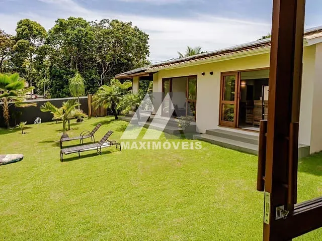 Casa 3 quartos e 4 banheiros, à venda, no bairro Arraial D'Ajuda em Porto Seguro