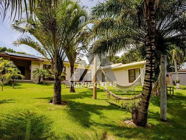 Casa 3 quartos e 4 banheiros, à venda, no bairro Arraial D'Ajuda em Porto Seguro