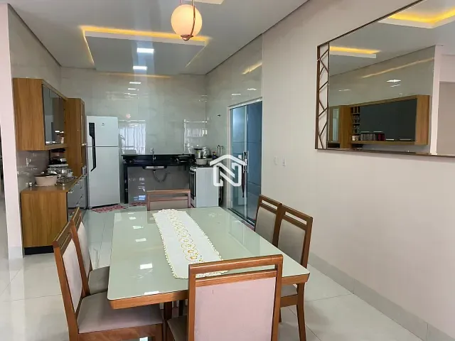 Casa com 360m² 3 quartos e 1 banheiro, à venda, no bairro Vale do Araguaia em Paraíso do Tocantins