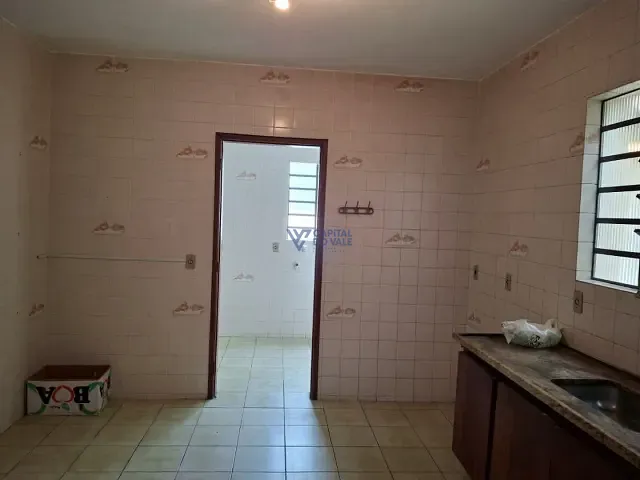 Casa com 275m² 3 quartos e 3 banheiros, à venda, no bairro Vila Ema em São José dos Campos