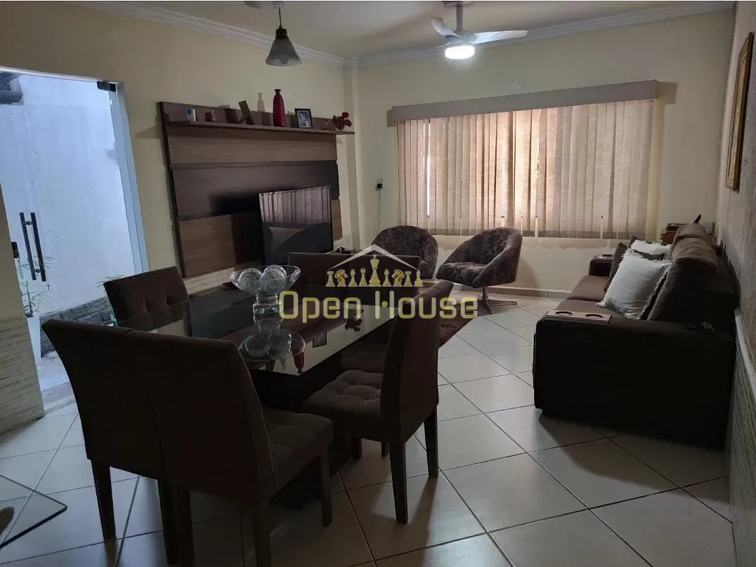 Casa, 3 quartos, 112 m² - Foto 1