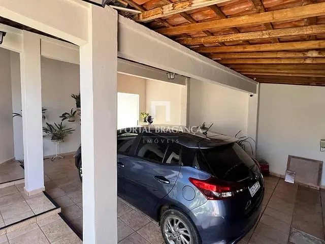 Casa com 311m² 3 quartos e 4 banheiros, à venda, no bairro Jardim Europa em Bragança Paulista