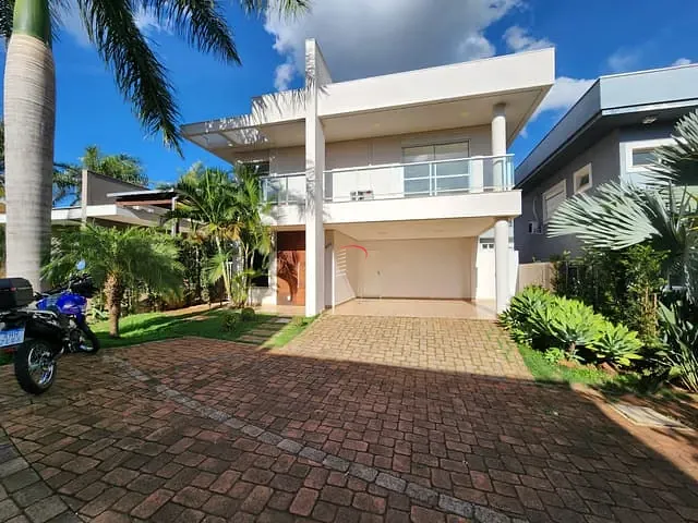 Casa com 375m² 3 quartos e 4 banheiros, para alugar, no bairro Gleba Fazenda Palhano em Londrina