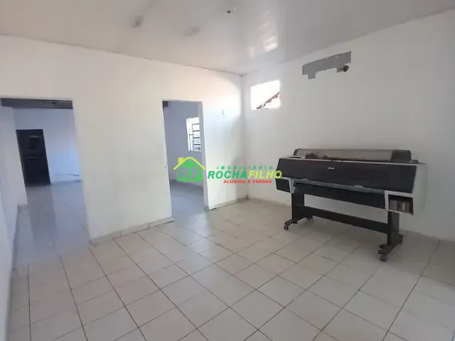 Casa com 300m², para alugar, no bairro Ilhotas em Teresina