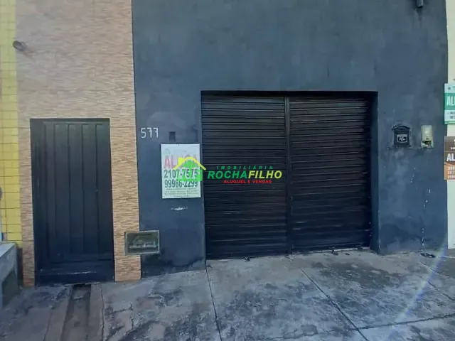 Casa com 300m², para alugar, no bairro Ilhotas em Teresina