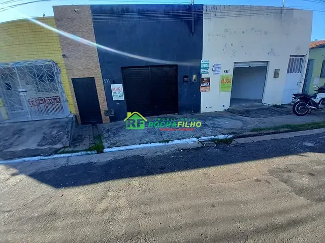 Casa com 300m², para alugar, no bairro Ilhotas em Teresina