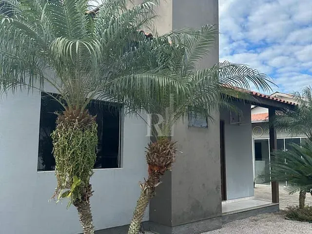 Casa 2 quartos e 1 banheiro, à venda, no bairro Centro em Tijucas