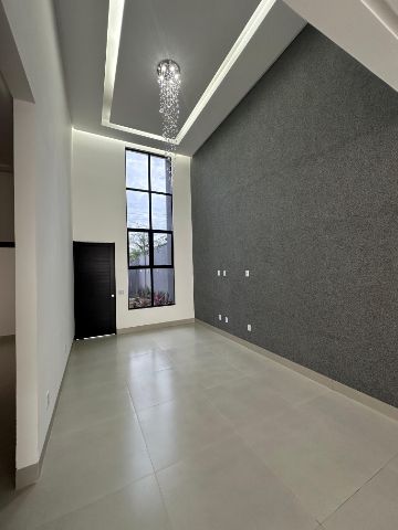 Casa 3 quartos e 2 banheiros, à venda, no bairro Setor Jardim Imperial em Trindade