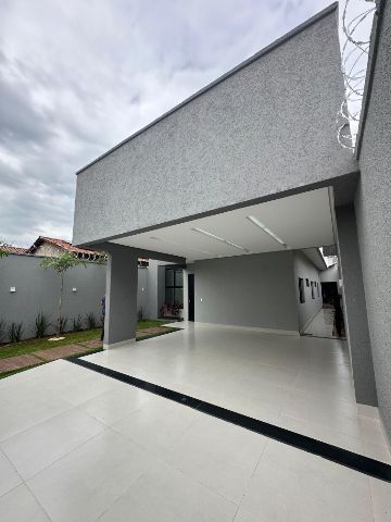 Casa 3 quartos e 2 banheiros, à venda, no bairro Setor Jardim Imperial em Trindade