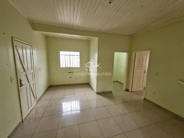 Casa para alugar, no bairro Setor Comercial em Sinop