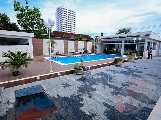 Casa 5 quartos e 4 banheiros, à venda, no bairro Flórida em Praia Grande