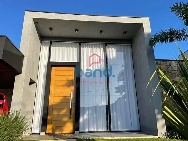 Casa com 600m² 3 quartos e 5 banheiros, à venda, no bairro Portal dos Bandeirantes II em Porto Feliz