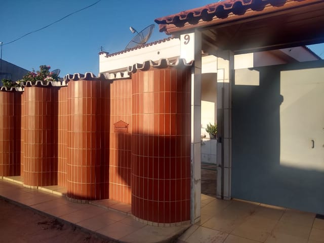 Casa 5 quartos e 4 banheiros, à venda, no bairro centro em São Francisco de Itabapoana