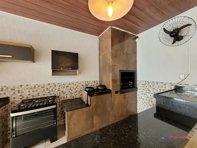 Casa com 300m², à venda, no bairro Vila Zuque em Três Lagoas