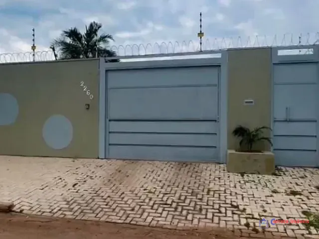 Casa com 300m², à venda, no bairro Vila Zuque em Três Lagoas