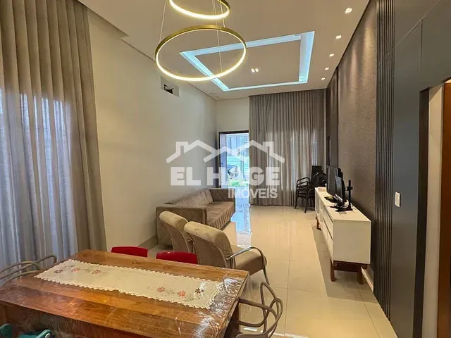 Casa com 307m² 3 quartos e 2 banheiros, à venda, no bairro Jardim Imperial em Cuiabá