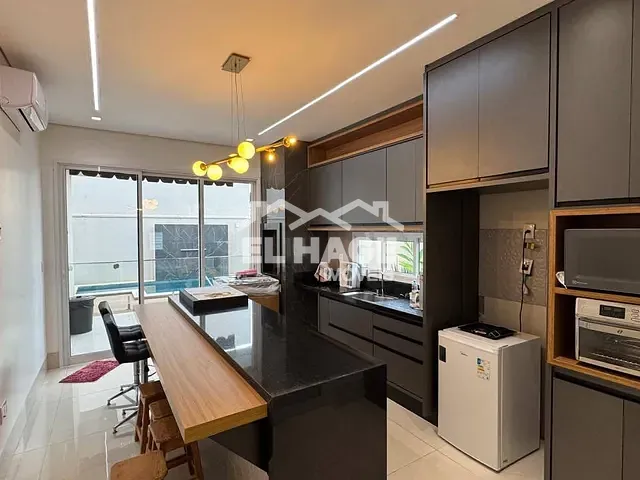 Casa com 307m² 3 quartos e 2 banheiros, à venda, no bairro Jardim Imperial em Cuiabá