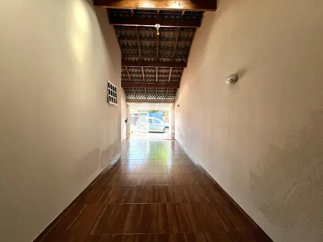 Casa com 187m² 3 quartos e 2 banheiros, à venda, no bairro Primavera em Rolândia