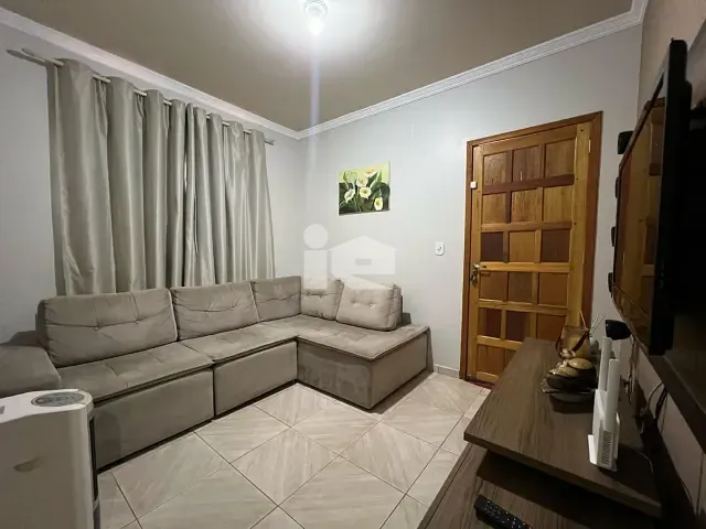 Casa com 187m² 3 quartos e 2 banheiros, à venda, no bairro Primavera em Rolândia