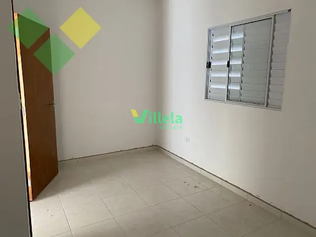 Casa com 65m² 2 quartos e 2 banheiros, à venda, no bairro Jundiapeba em Mogi das Cruzes