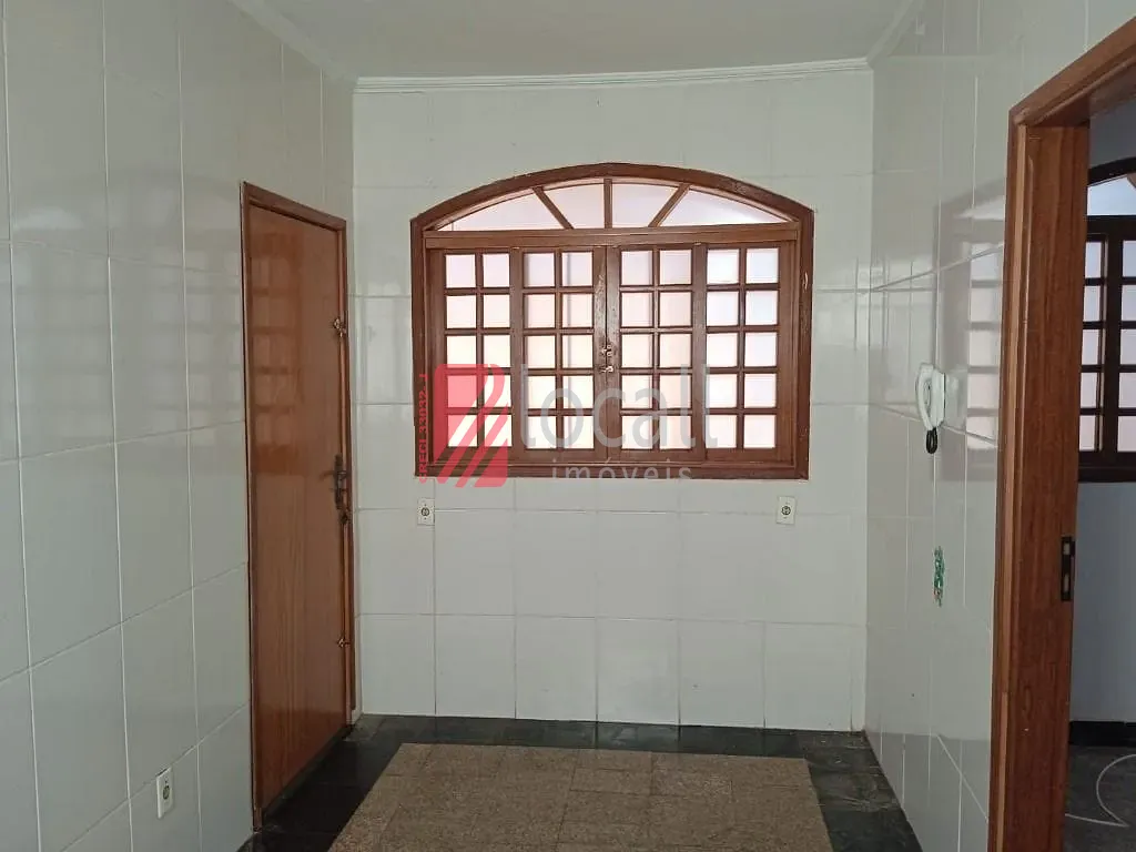 Casa com 3 quartos à venda, 146m² — foto 5 de 15
