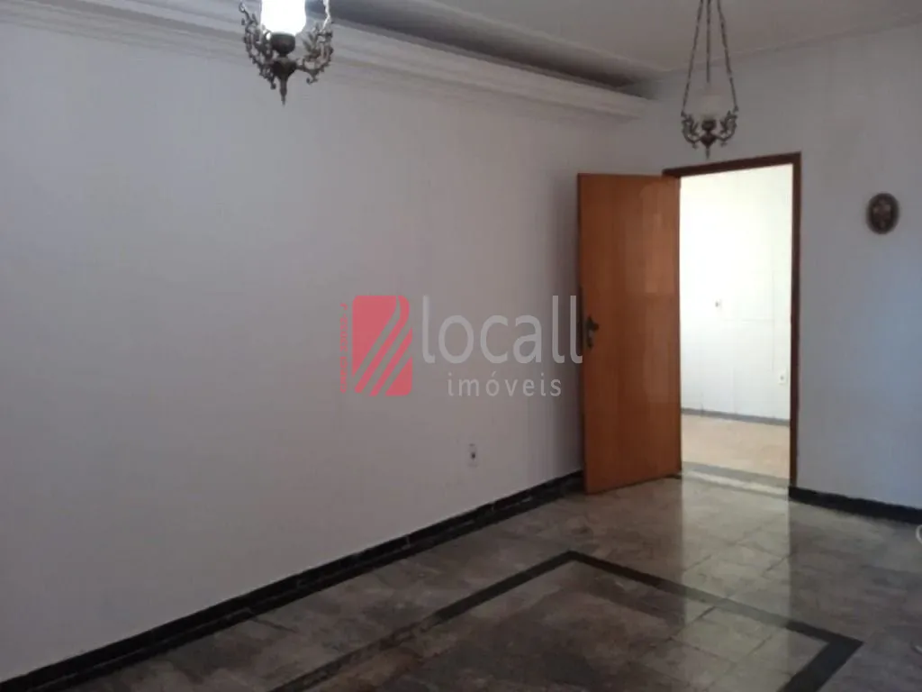 Casa com 3 quartos à venda, 146m² — foto 4 de 15
