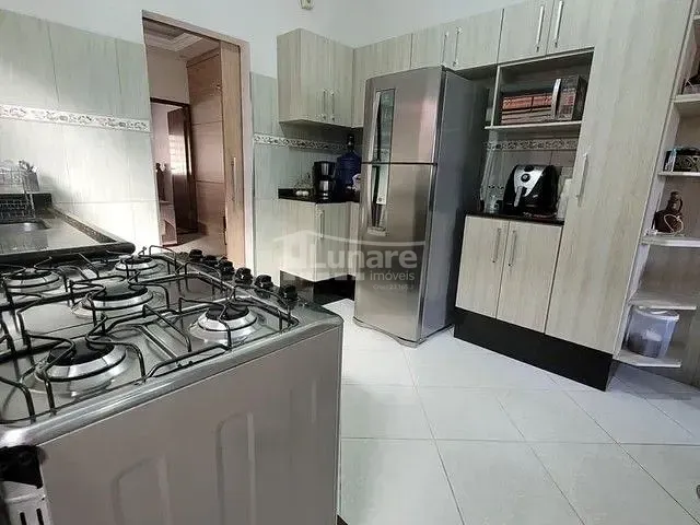 Casa com 131m² 2 quartos e 3 banheiros, à venda, no bairro Mogi Moderno em Mogi das Cruzes