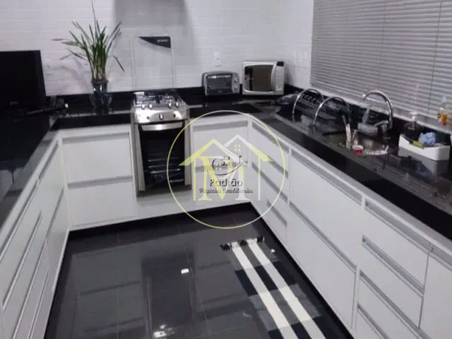 Casa com 300m² 3 quartos e 4 banheiros, à venda, no bairro Jardim do Paço em Sorocaba