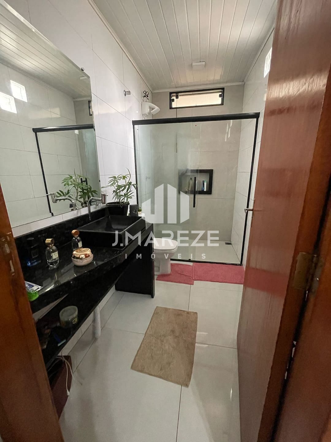 Casa à venda com 5 quartos, 241m² - Foto 5