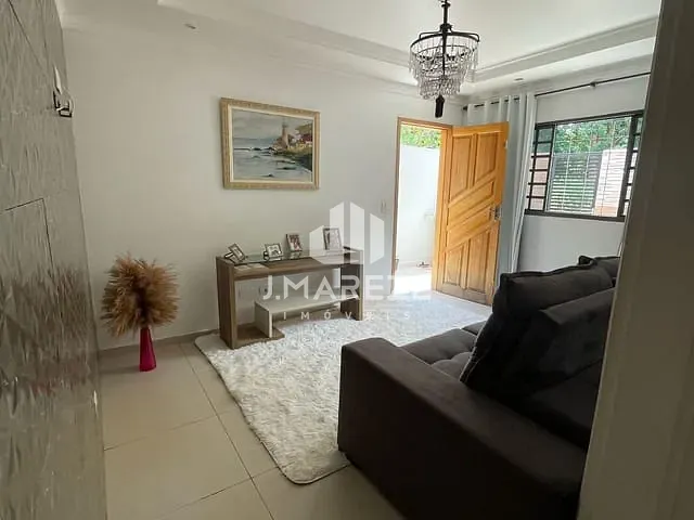 Casa com 360m² 5 quartos e 4 banheiros, à venda, no bairro Jardim Flamingos em Apucarana