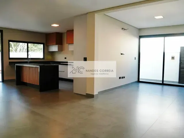 Casa 3 quartos e 4 banheiros, à venda, no bairro Cidade Industrial 2 em Londrina